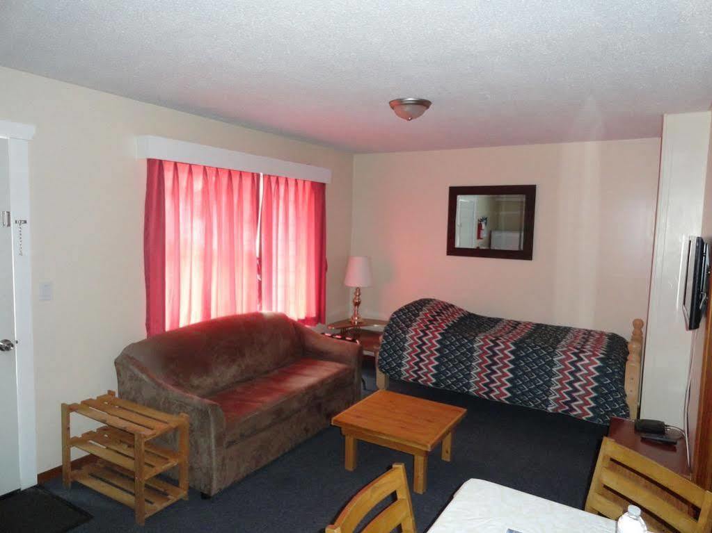 Oceanside Villas Sechelt Extérieur photo